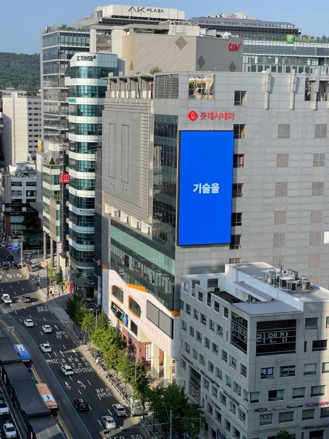 Hongdae Residence-2 1Min From Hongik Uni Station Exit #1 Seoul Exteriör bild