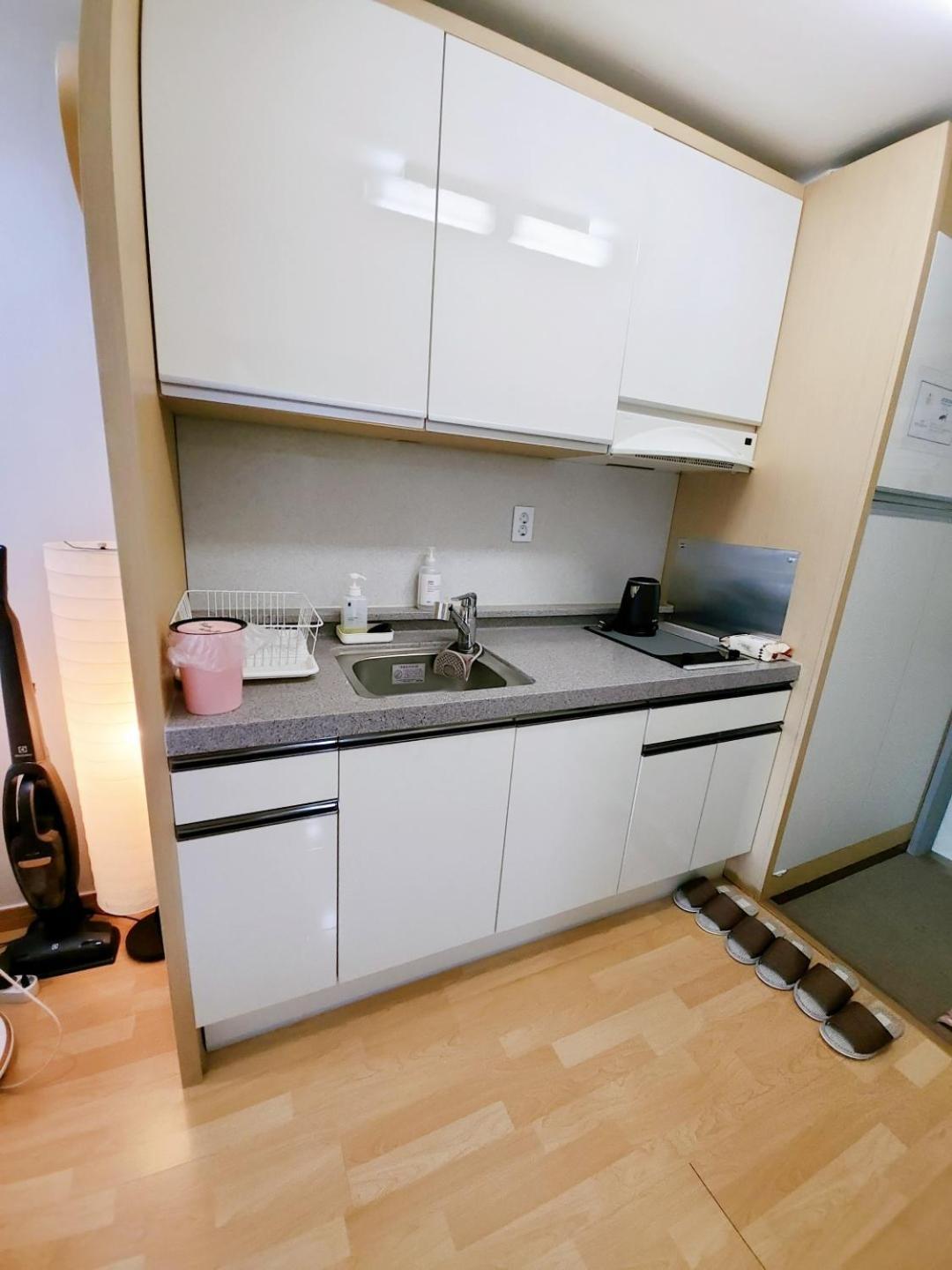 Hongdae Residence-2 1Min From Hongik Uni Station Exit #1 Seoul Exteriör bild